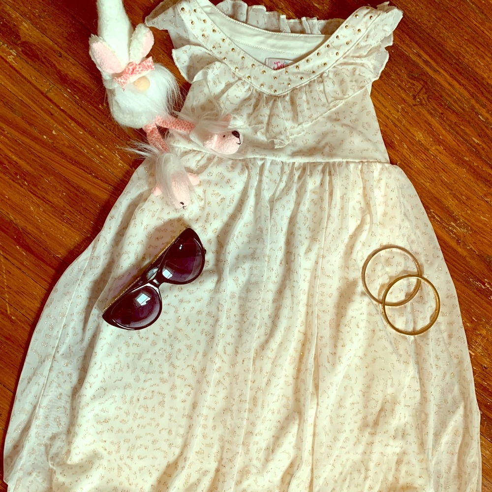 Sleeveless dress